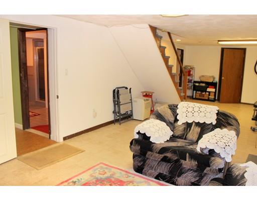 78 Dale St, Brookline, MA 02445 photo 24