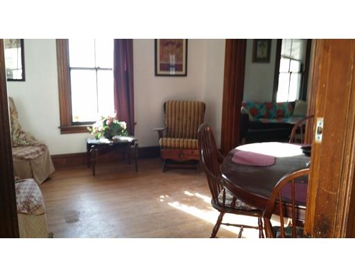168 Marion St, Springfield, MA 01109 photo 2