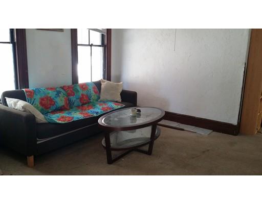 168 Marion St, Springfield, MA 01109 photo 3