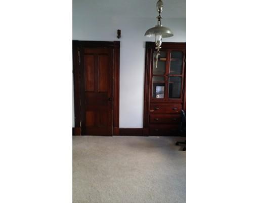 168 Marion St, Springfield, MA 01109 photo 5