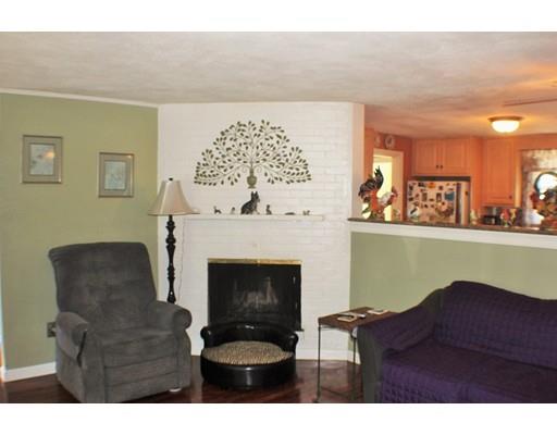 17 Brookbridge Rd, Stoneham, MA 02180 photo 8