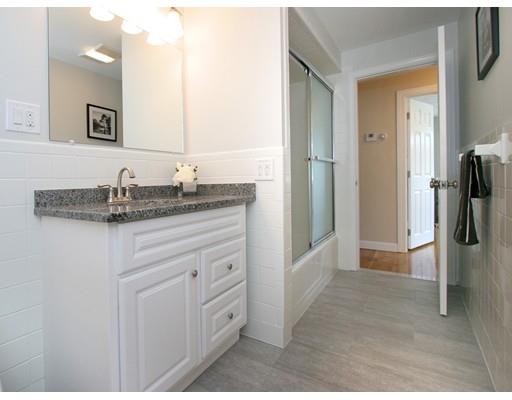 54 Victoria Ave, Reading, MA 01867 photo 16