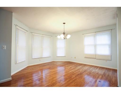 18 Blithewood Ter, Worcester, MA 01604 photo 10
