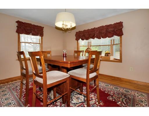 32 Williams St, Upton, MA 01568 photo 6