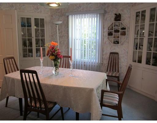 190 Gillette Ave, Springfield, MA 01118 photo 6