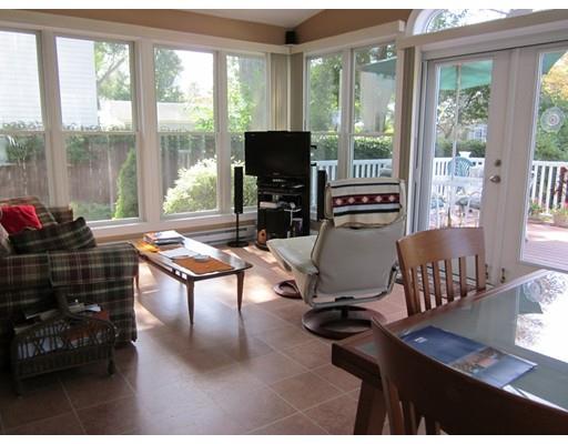 190 Gillette Ave, Springfield, MA 01118 photo 9