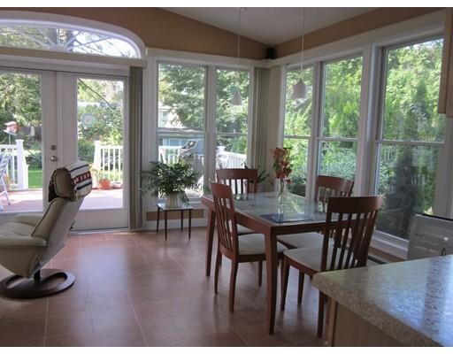 190 Gillette Ave, Springfield, MA 01118 photo 12