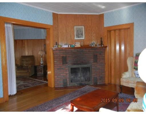 74 Bailey St, Lawrence, MA 01843 photo 2