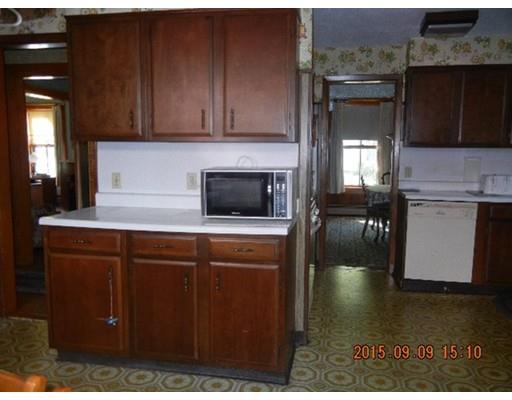 74 Bailey St, Lawrence, MA 01843 photo 4