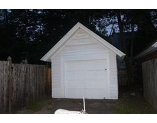 59 Burton St, Springfield, MA 01108 photo 2