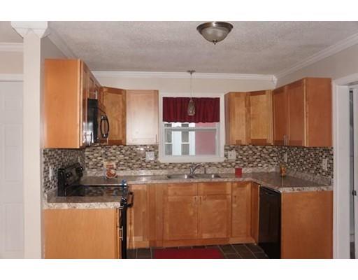 59 Burton St, Springfield, MA 01108 photo 3