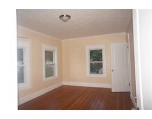 59 Burton St, Springfield, MA 01108 photo 10