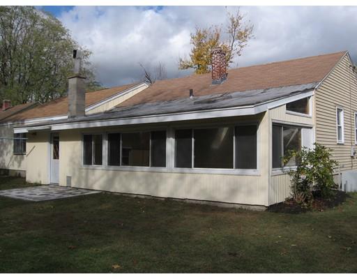 56 Suzanne St, Springfield, MA 01104 photo 4