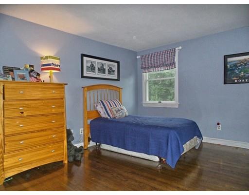 16 Collins Ave, Reading, MA 01867 photo 13