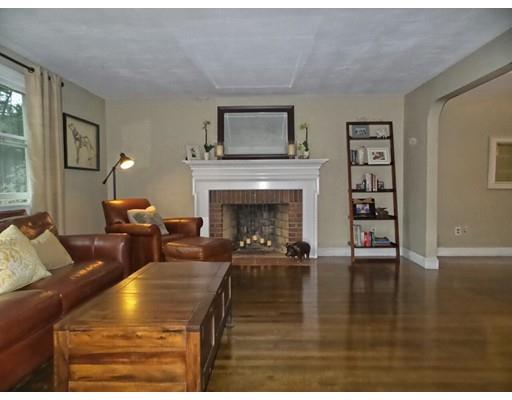 16 Collins Ave, Reading, MA 01867 photo 5