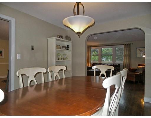 16 Collins Ave, Reading, MA 01867 photo 6