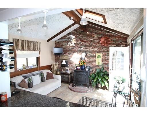 3 Bisbee Rd, Saugus, MA 01906 photo 8