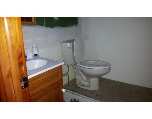 5 Dineen St, Springfield, MA 01104 photo 12