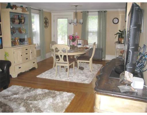 15 Linden St, Maynard, MA 01754 photo 4