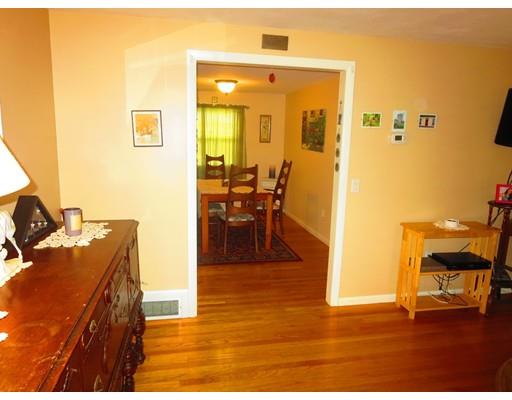 45 Hadley St, Springfield, MA 01118 photo 3