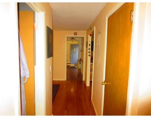 45 Hadley St, Springfield, MA 01118 photo 10