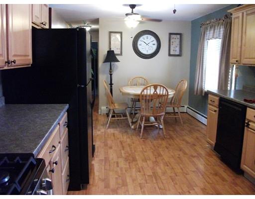 25 Hemlock St, Fall River, MA 02720 photo 7