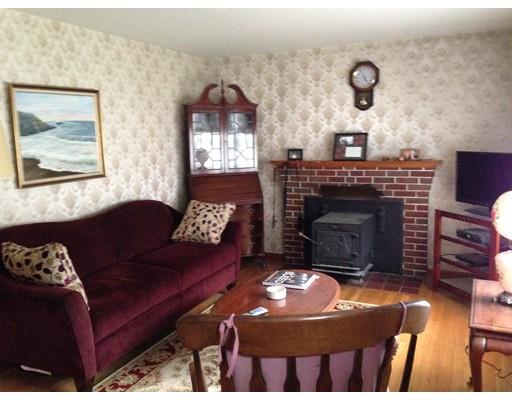 277 Saint Nicholas Ave, Worcester, MA 01606 photo 4
