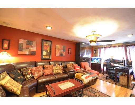 154 Fuller St, Everett, MA 02149 photo 3