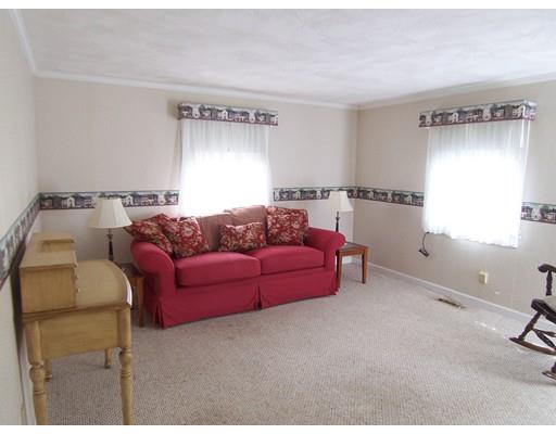 27 Walker Rd, Beverly, MA 01915 photo 13