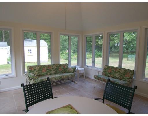 27 Walker Rd, Beverly, MA 01915 photo 8