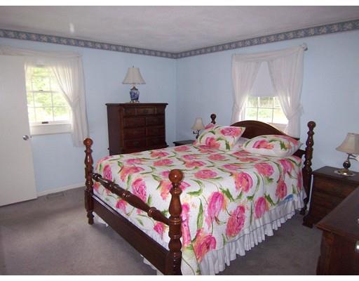 27 Walker Rd, Beverly, MA 01915 photo 16