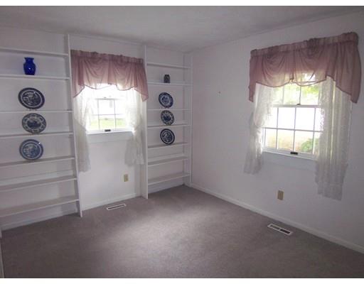 27 Walker Rd, Beverly, MA 01915 photo 15