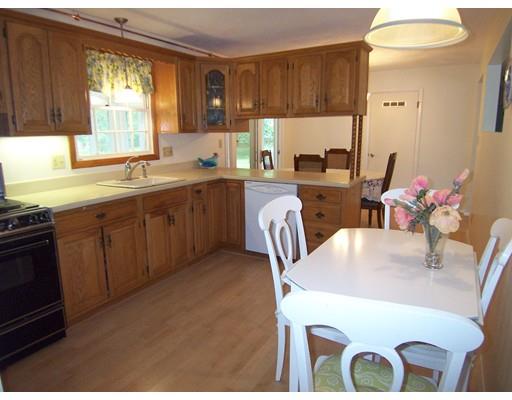27 Walker Rd, Beverly, MA 01915 photo 10