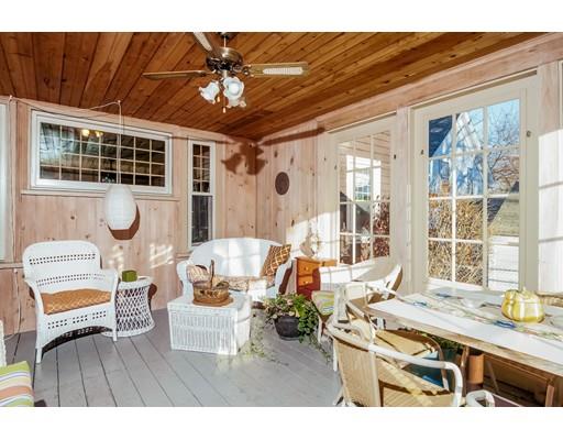 4 Maple Ave, Ipswich, MA 01938 photo 12