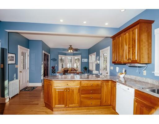 4 Maple Ave, Ipswich, MA 01938 photo 9