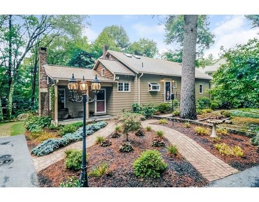 311 Gardner St, Hingham, MA 02043 photo 1