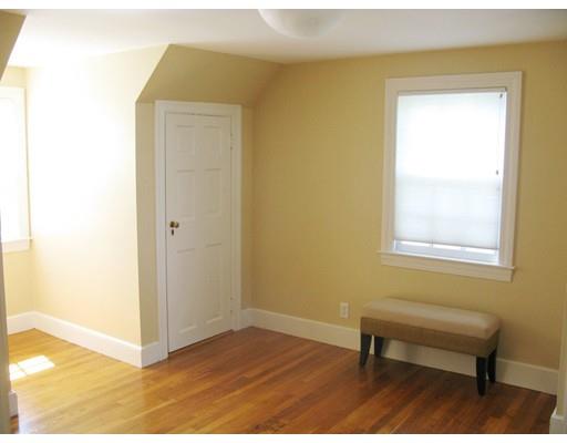 31 Summer St, Marblehead, MA 01945 photo 12