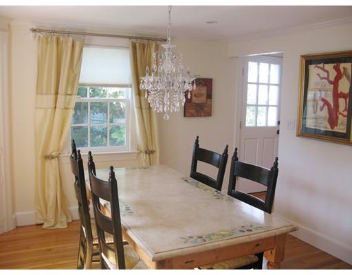 31 Summer St, Marblehead, MA 01945 photo 5