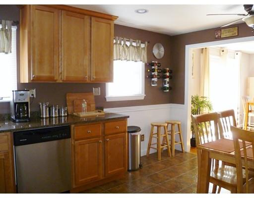 79 E 6th St, Lowell, MA 01850 photo 10