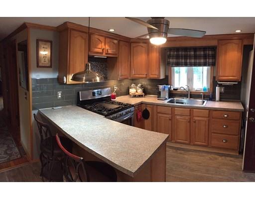 8 Fordham St, Springfield, MA 01104 photo 3