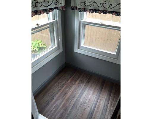 8 Fordham St, Springfield, MA 01104 photo 11