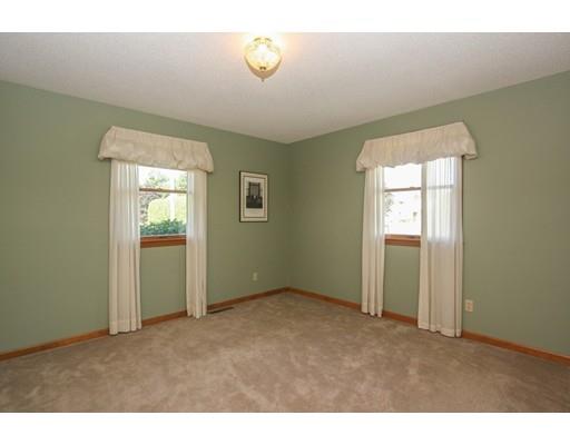 31 Winterset Dr, Springfield, MA 01129 photo 14
