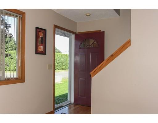 31 Winterset Dr, Springfield, MA 01129 photo 3