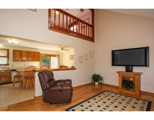 31 Winterset Dr, Springfield, MA 01129 photo 6