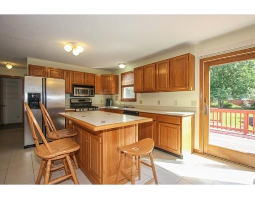 31 Winterset Dr, Springfield, MA 01129 photo 11