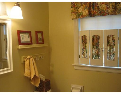 444 Massasoit Rd, Worcester, MA 01604 photo 18