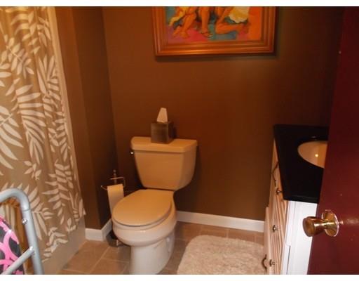 11 Lambert Cir, Worcester, MA 01605 photo 22