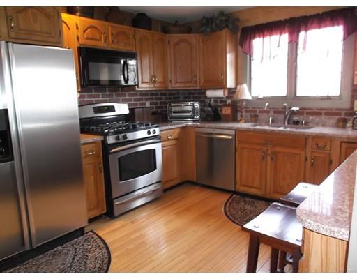 11 Lambert Cir, Worcester, MA 01605 photo 12