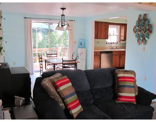 15 Roy St, Worcester, MA 01603 photo 8