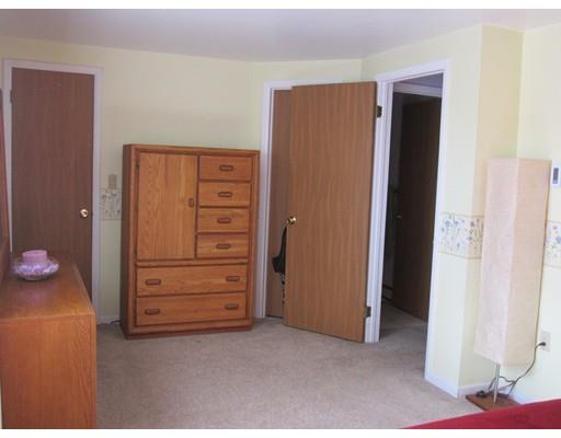 15 Roy St, Worcester, MA 01603 photo 18